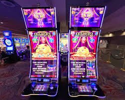 Bàn live casino tại 6win với dealer phát sóng trực tiếp